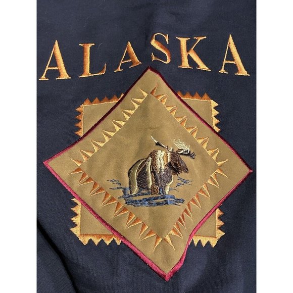 Briar Creek Sweatshirt XL Alaska Moose Navy Blue Grandpa Grandma Tourist Cabin - Picture 7 of 7